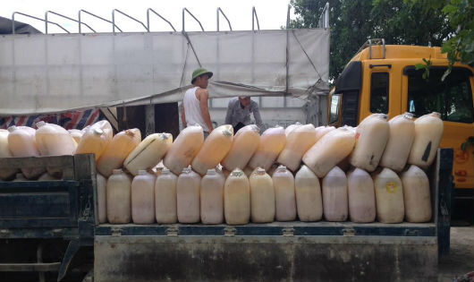 Tiêu hủy hơn 6 tấn mỡ động vật “bẩn”