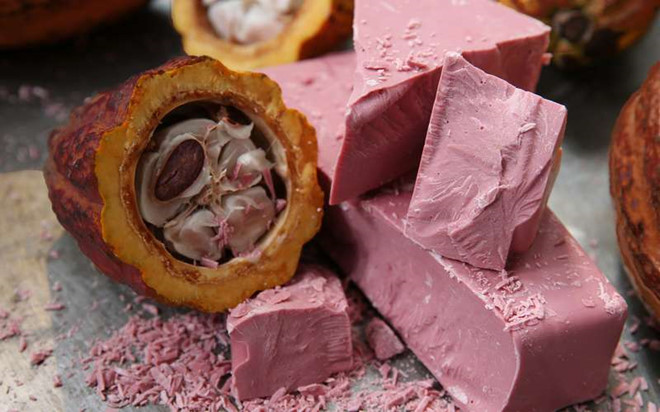 Chocolate mau hong dau tien tren the gioi hinh anh 2