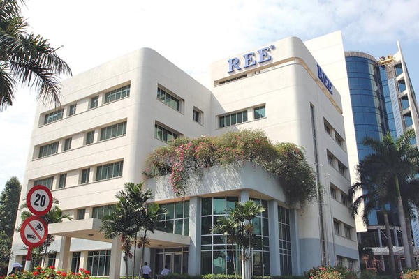 Cơ điện lạnh (REE) bảo lãnh khoản vay 1.520 tỷ đồng cho dự án điện gió, tăng tốc đầu tư năng lượng tái tạo