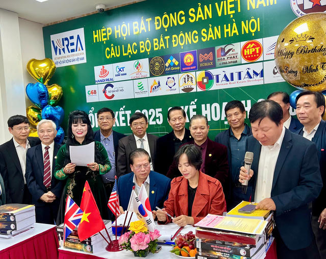 Câu lạc bộ Bất động sản Hà Nội: Hành trình 16 năm “Kết nối – vươn xa – tinh hoa hội tụ”
