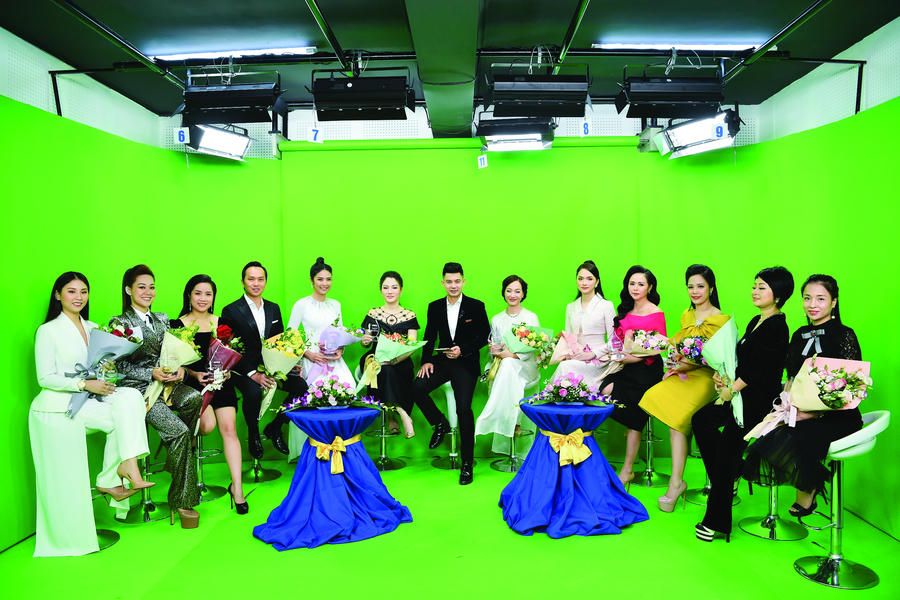 Các khách mời tham gia talkshow