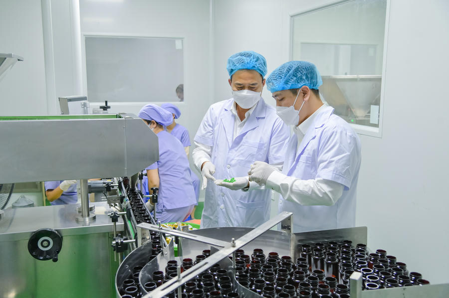 Viên Thảo Mộc Thiên Việt An trải qua quy trình sản xuất nghiêm ngặt