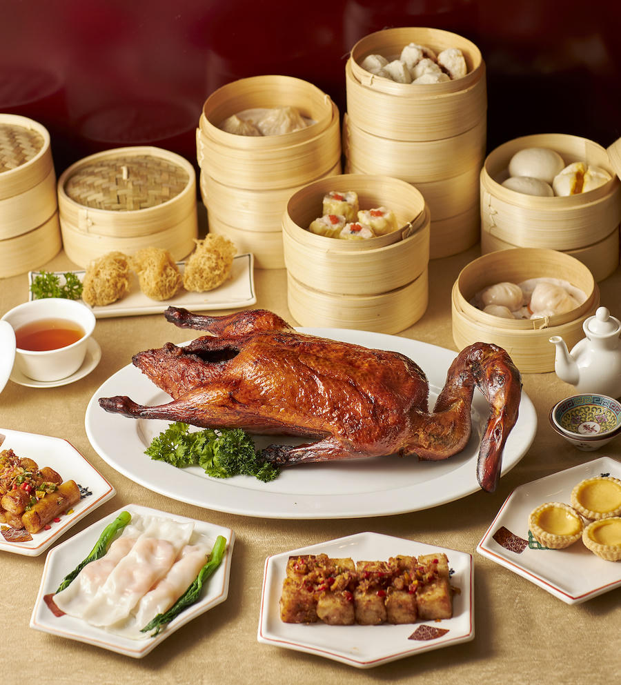 Ảnh 4. Vịt quay Bắc Kinh và thực đơn Dim Sum phong phú - Lựa chọn hấp dẫn mà  bạn chắc chắn không muốn bỏ lỡ tại Ngân Đình Hà Nội.