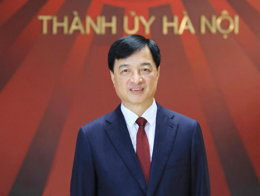 Ủy viên Bộ Chính trị, Bí thư Thành ủy Hà Nội Nguyễn Duy Ngọc.