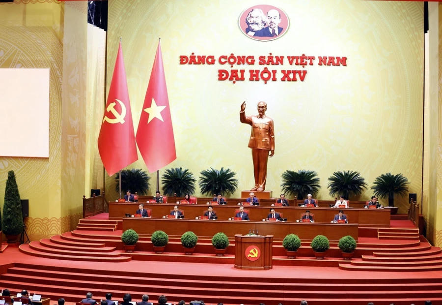 Đoàn Chủ tịch điều hành Đại hội đại biểu toàn quốc lần thứ XIV của Đảng ngày 21/1/2016. Ảnh: TTXVN