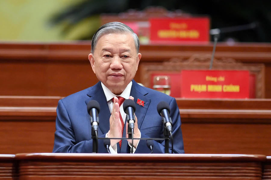 Ban Chấp hành Trung ương Đảng khóa XIV thống nhất tuyệt đối bầu đồng chí Tô Lâm, Tổng Bí thư Ban Chấp hành Trung ương Đảng khóa XIII tiếp tục giữ chức Tổng Bí thư Ban Chấp hành Trung ương Đảng khóa XIV.