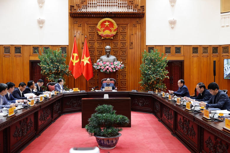 Thủ tướng Phạm Minh Chính, Trưởng Ban Chỉ đạo xây dựng nhà máy điện hạt nhân chủ trì Phiên họp lần thứ năm của Ban Chỉ đạo - Ảnh: VGP/Nhật Bắc