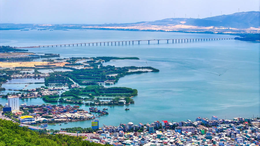 Đầm Thị Nại, Gia Lai. (Ảnh: Dũng Nguyễn) Đầm Thị Nại, Gia Lai. (Ảnh: Dũng Nguyễn)