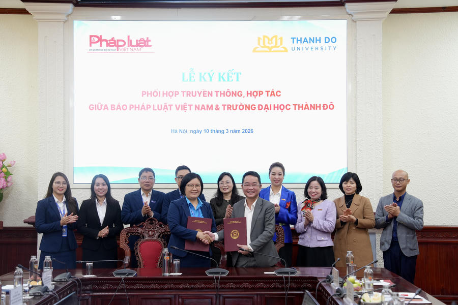 Báo Pháp luật Việt Nam và Trường Đại học Thành Đô Lễ ký phối hợp truyền thông. (Ảnh: H.G)