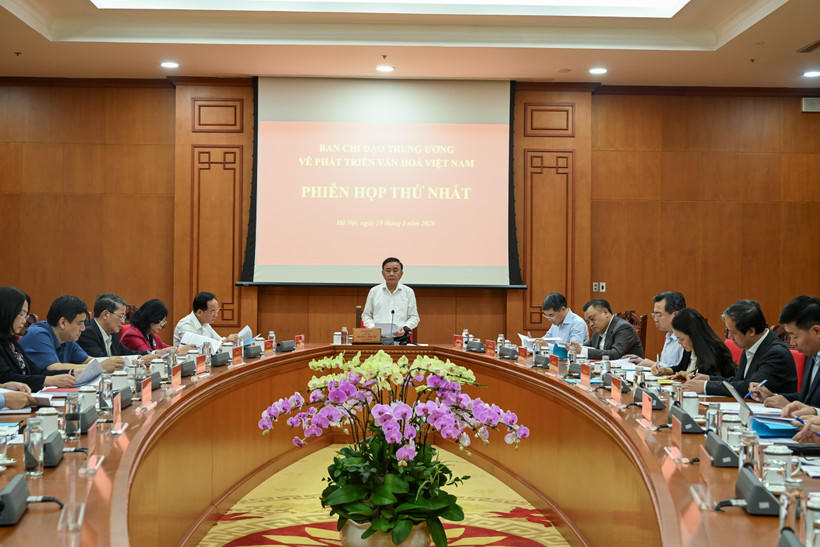 Thường trực Ban Bí thư Trần Cẩm Tú chủ trì phiên họp thứ nhất Ban Chỉ đạo Trung ương về phát triển văn hóa Việt Nam. Ảnh: Duy Linh