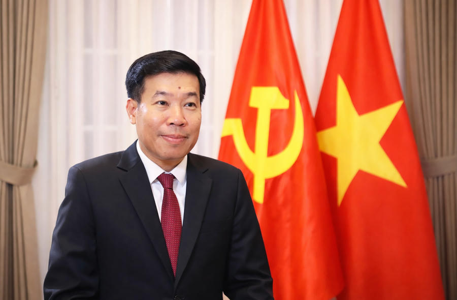 Thứ trưởng Bộ Ngoại giao Nguyễn Mạnh Cường.
