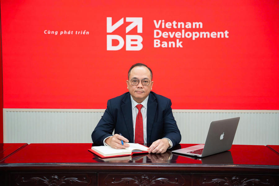 Ông Lê Văn Hoan - Bí thư Đảng ủy, Chủ tịch HĐQT VDB
