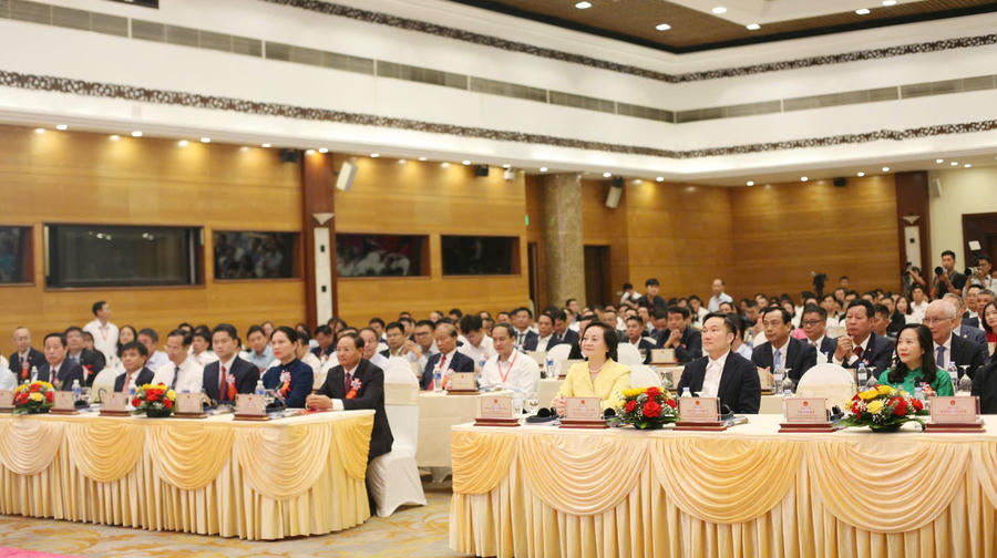 Bí thư Trung ương Đảng, Phó Thủ tướng Chính phủ Phạm Thị Thanh Trà và các đại biểu dự Hội nghị Xúc tiến đầu tư tỉnh Lai Châu năm 2026. (Ảnh trong bài: T.Tâm)