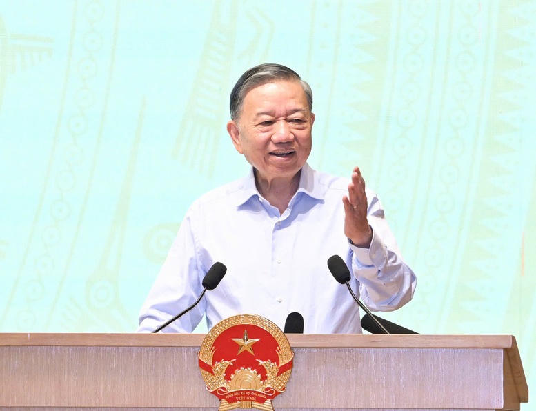Tổng Bí thư, Chủ tịch nước Tô Lâm phát biểu chỉ đạo tại phiên họp Chính phủ thường kỳ tháng 6/2026 và Hội nghị trực tuyến Chính phủ với các địa phương. (Ảnh: VGP/Nhật Bắc).