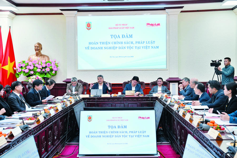 Tọa đàm “Hoàn thiện chính sách, pháp luật về DN dân tộc tại Việt Nam” được Bộ Tư pháp giao Báo PLVN làm đầu mối tổ chức. (Ảnh: Đoan Trang)