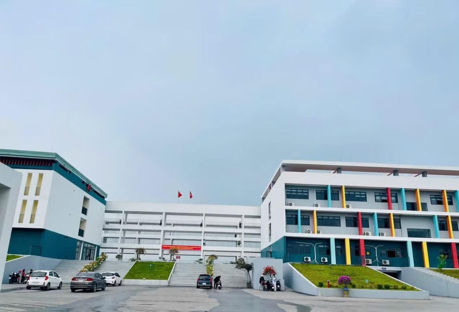 Trường THPT chuyên Tuyên Quang. (Ảnh: Fanpage nhà trường)