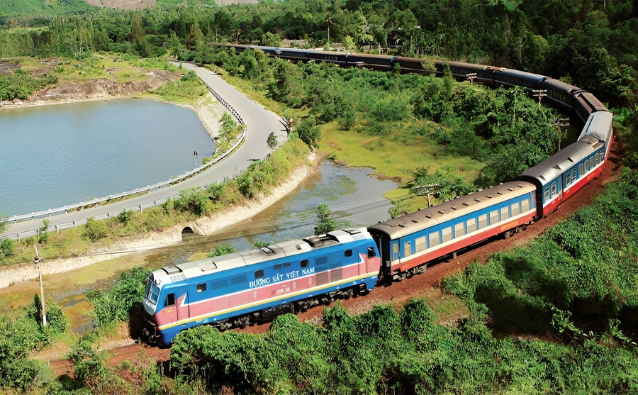 Tuyến đường sắt Lào Cai - Hà Nội - Hải Phòng được đề xuất điều chỉnh chủ trương đầu tư ( Hình minh họa, nguồn Internet)