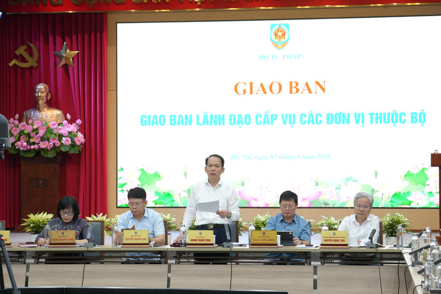 Bộ trưởng Hoàng Thanh Tùng phát biểu chỉ đạo Hội nghị Bộ trưởng Hoàng Thanh Tùng phát biểu chỉ đạo Hội nghị