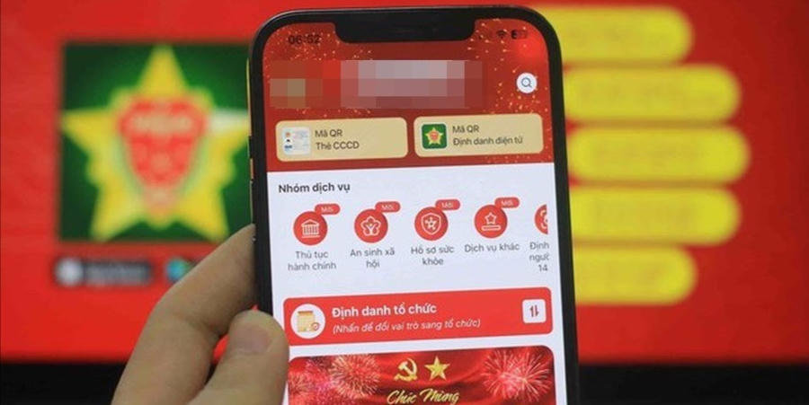 Người dân có thể nhận lương hưu, trợ cấp qua tài khoản tích hợp trên VNeID