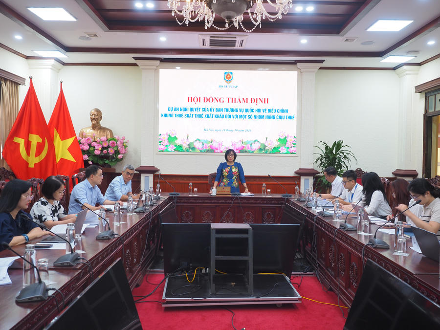 Toàn cảnh cuộc họp.